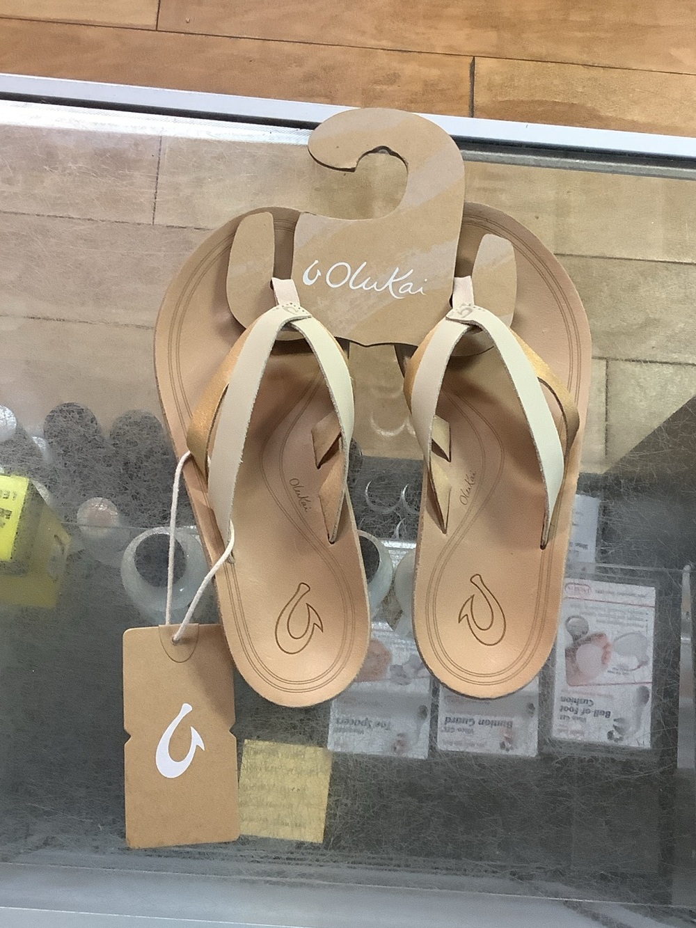 OluKai Women's Two-Tone Tan and Cream Flip Flop Sandals